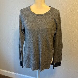 J. Crew Side-Button Elbow Patch Wool Blend Sweater Size M # B2395‎